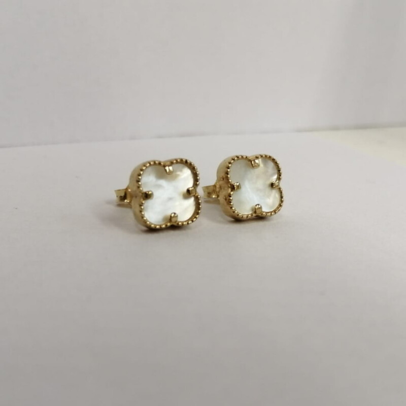 Caravanas en oro 10kt. diseño flor Caravanas en oro 10kt. diseño flor