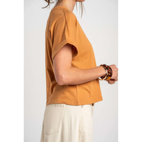 Remera Camel