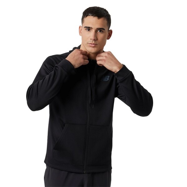 Campera New Balance Tenacity Performance Negro