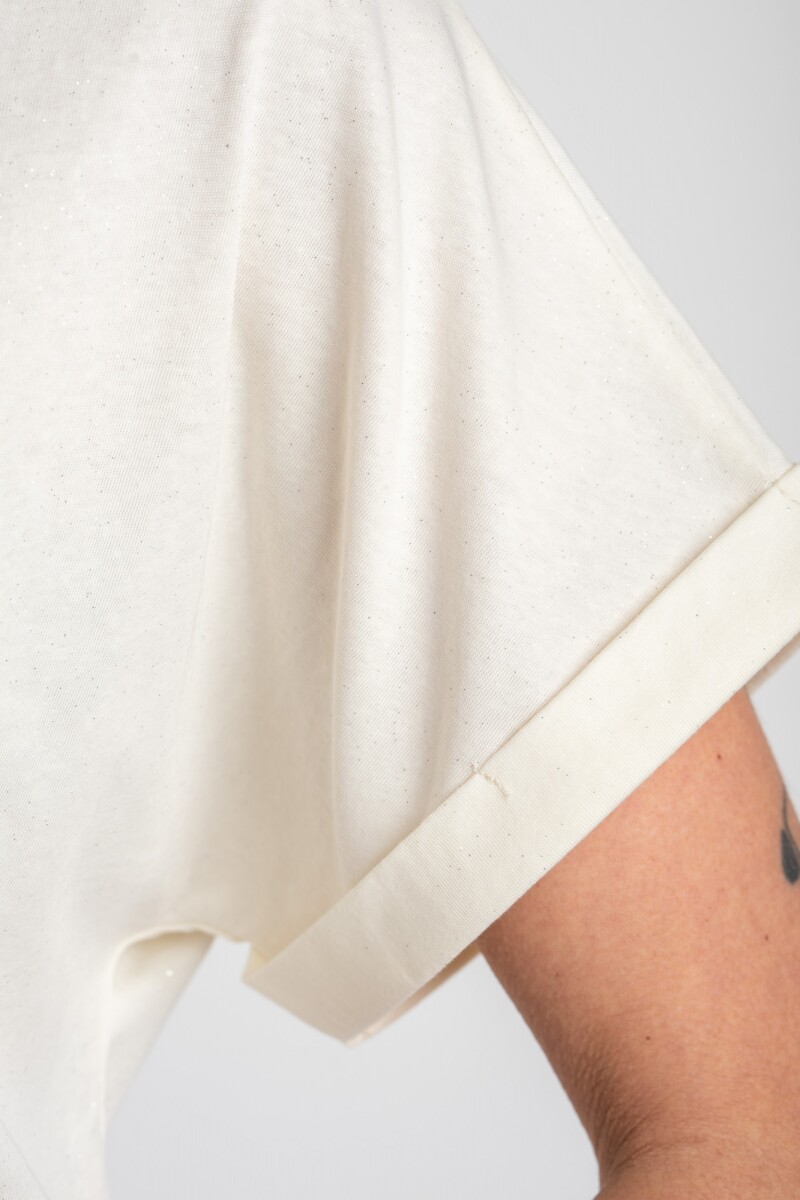 Remera Off White