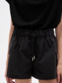 Short Gomae Negro