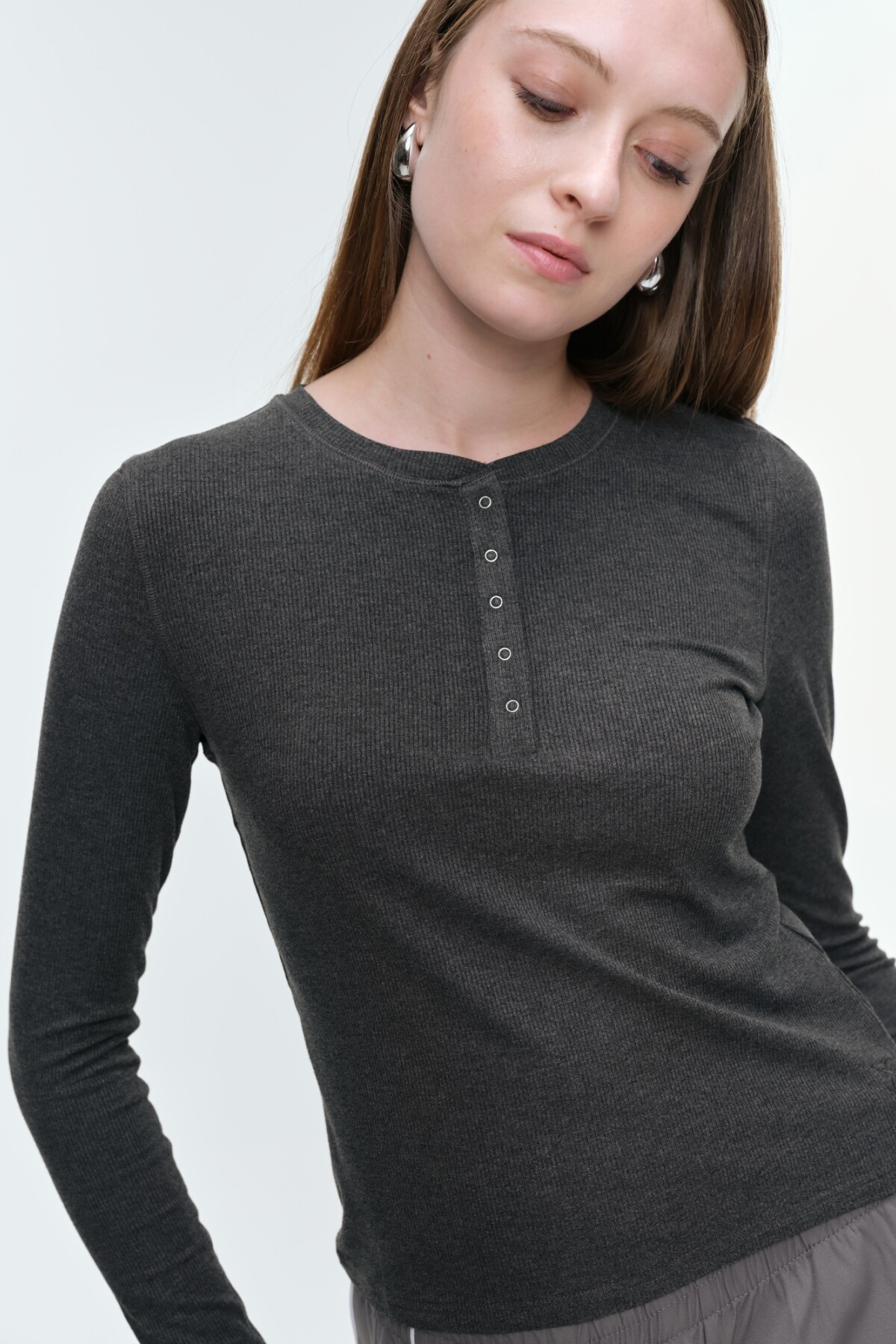 Remera Stacy Gris Oscuro