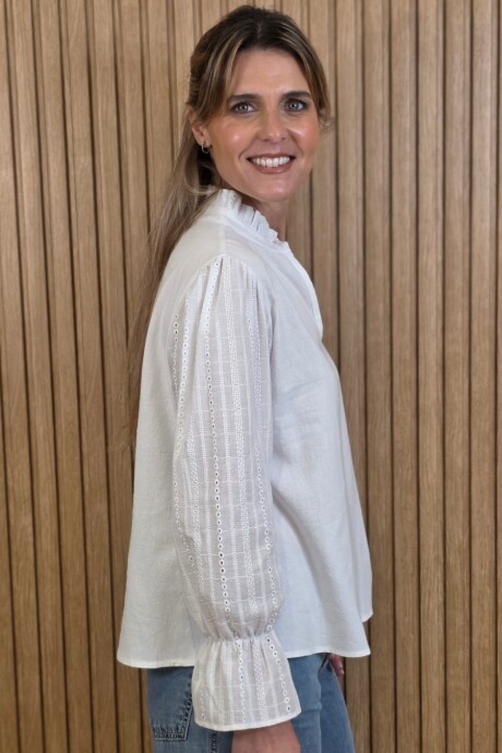 Blusa Copenhague Combinada broderie