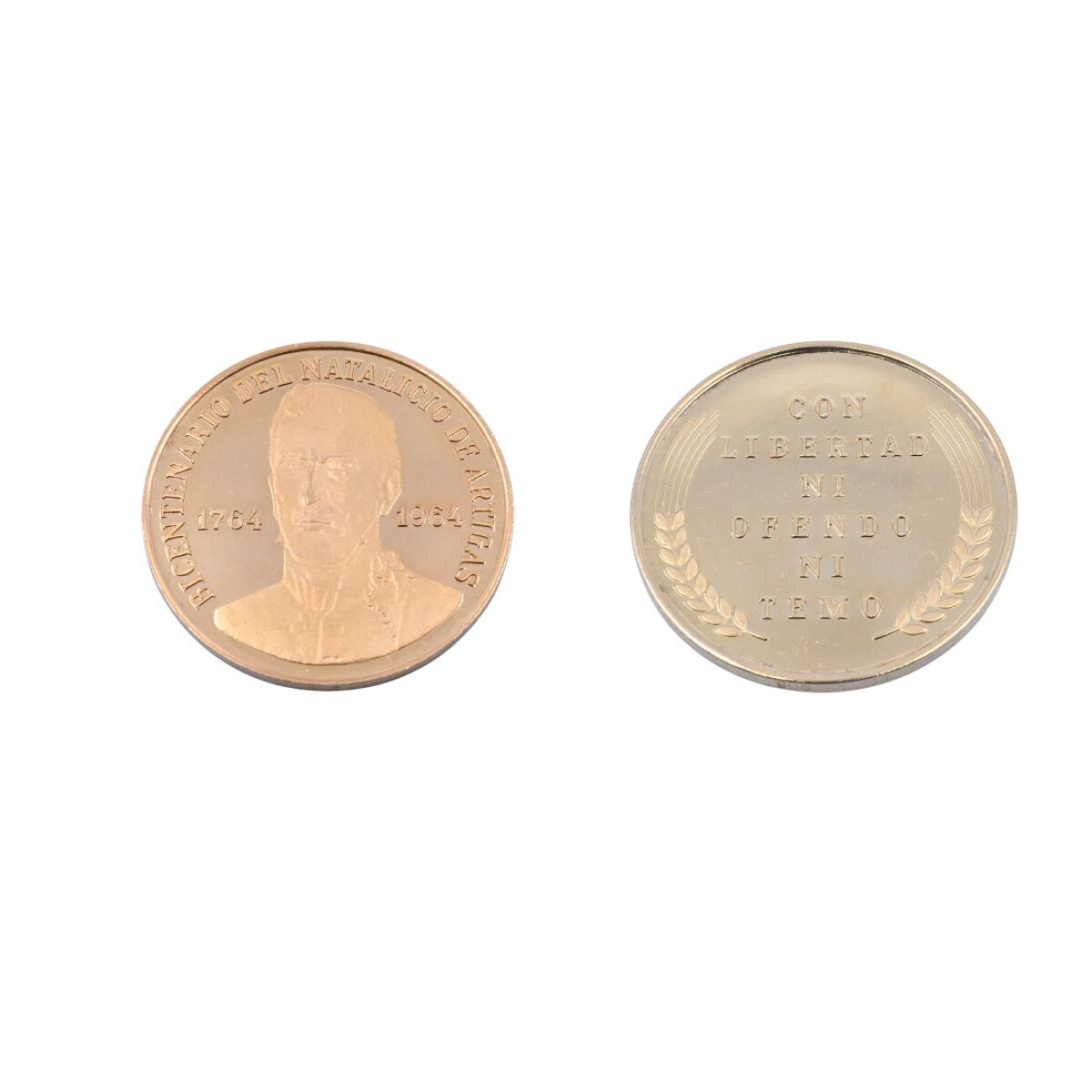 Medalla de oro Bicentenario del natalicio de Artigas 1764-1964. 
