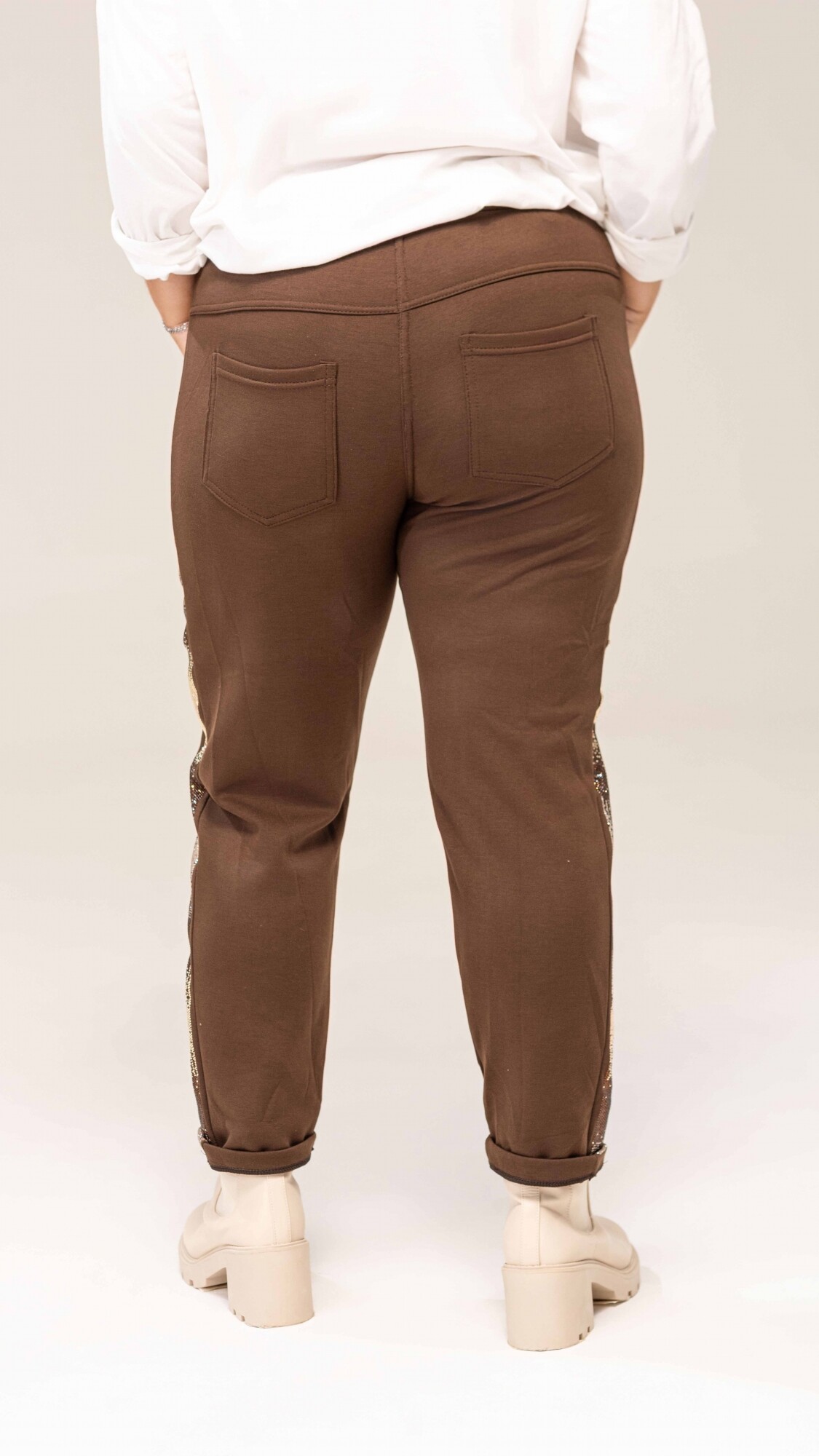 Pantalón Emilia chocolate