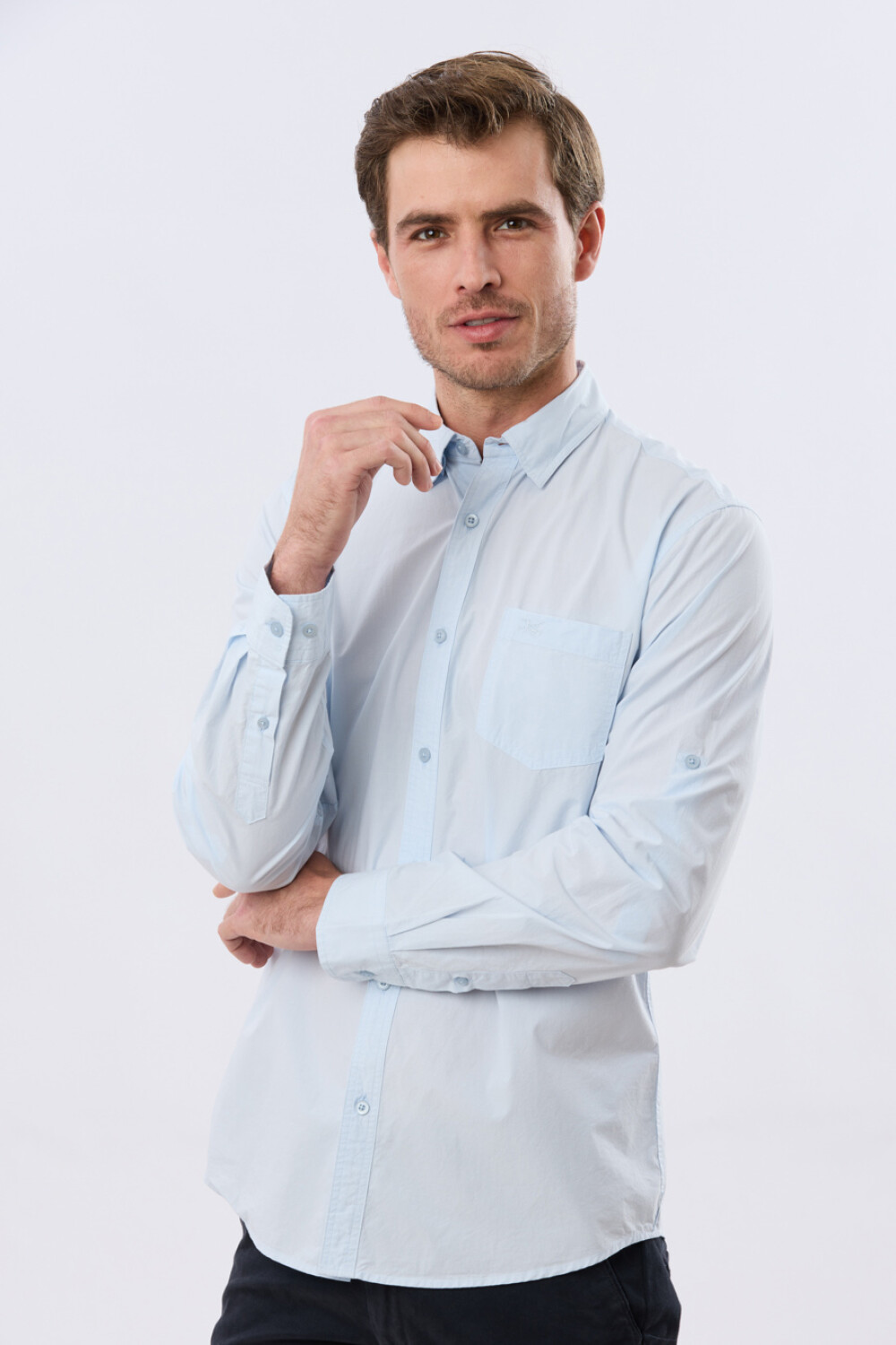 CAMISA LISA DE ALGODÓN Celeste