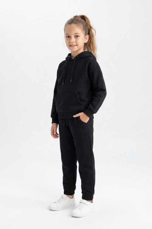 Jogger con puño NEGRO