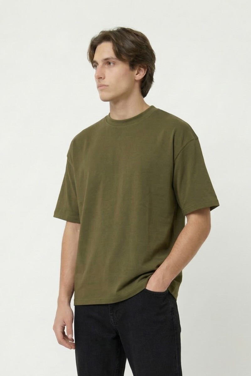 Remera Leo. Remera Leo.