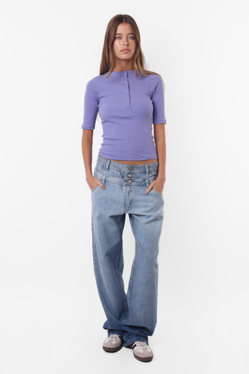 Top Archie Lila