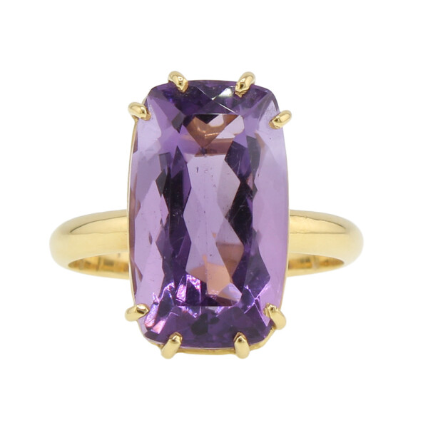 Anillo Vera de oro amarillo 18k con amatista. Anillo Vera de oro amarillo 18k con amatista.