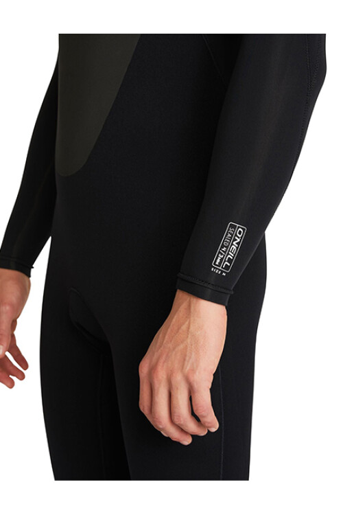 Focus 4/3mm - Back Zip Full Wetsuit - Negro Focus 4/3mm - Back Zip Full Wetsuit - Negro