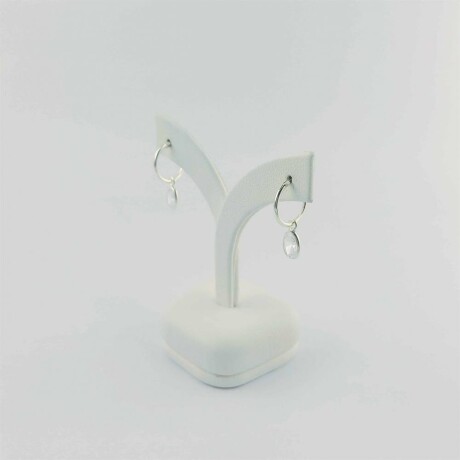 Par de aros de plata 925 con circonia. Par de aros de plata 925 con circonia.