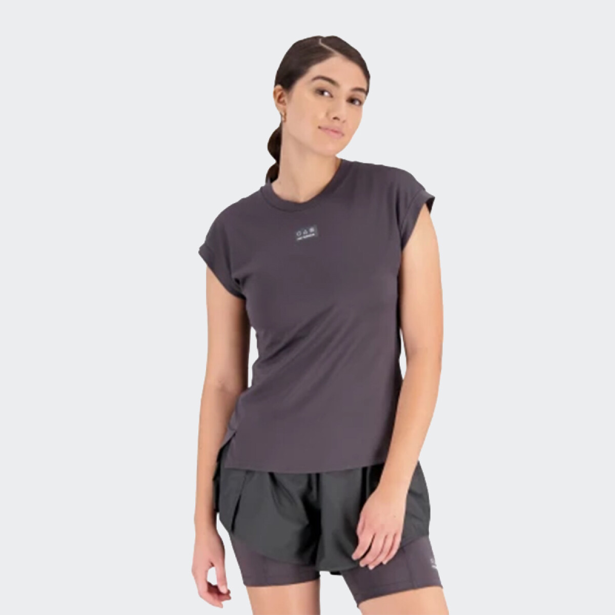 Remera New Balance Impact Sleeve - Negro 