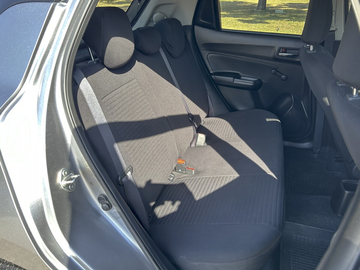 Suzuki Swift GLS Hybrid EXCELENTE ESTADO!|Permuta / Financia Suzuki Swift GLS Hybrid EXCELENTE ESTADO!|Permuta / Financia