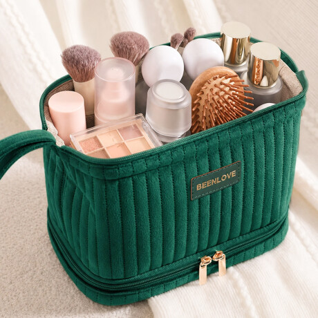 Neceser con bolsillo inferior Velvet BLove Verde