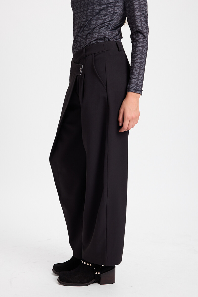Pantalon Cruzado Negro