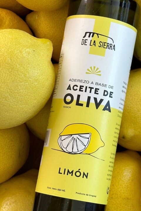 Aderezo a base de Aceite de Oliva - Sabor LIMÓN 250 ml. Aderezo a base de Aceite de Oliva - Sabor LIMÓN 250 ml.