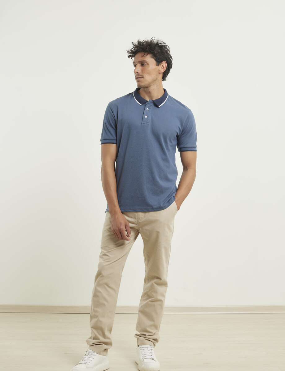 520906 REMERA NAVIGATOR Piedra