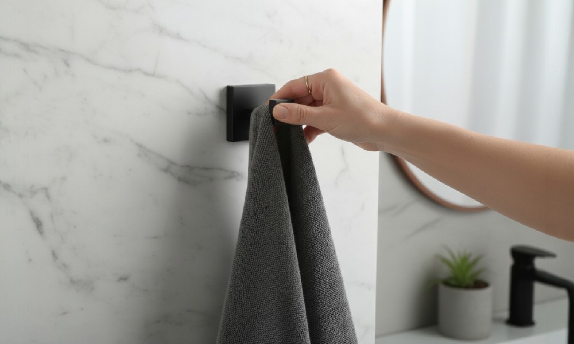 Percha Para Baño Cuadrada 7808 