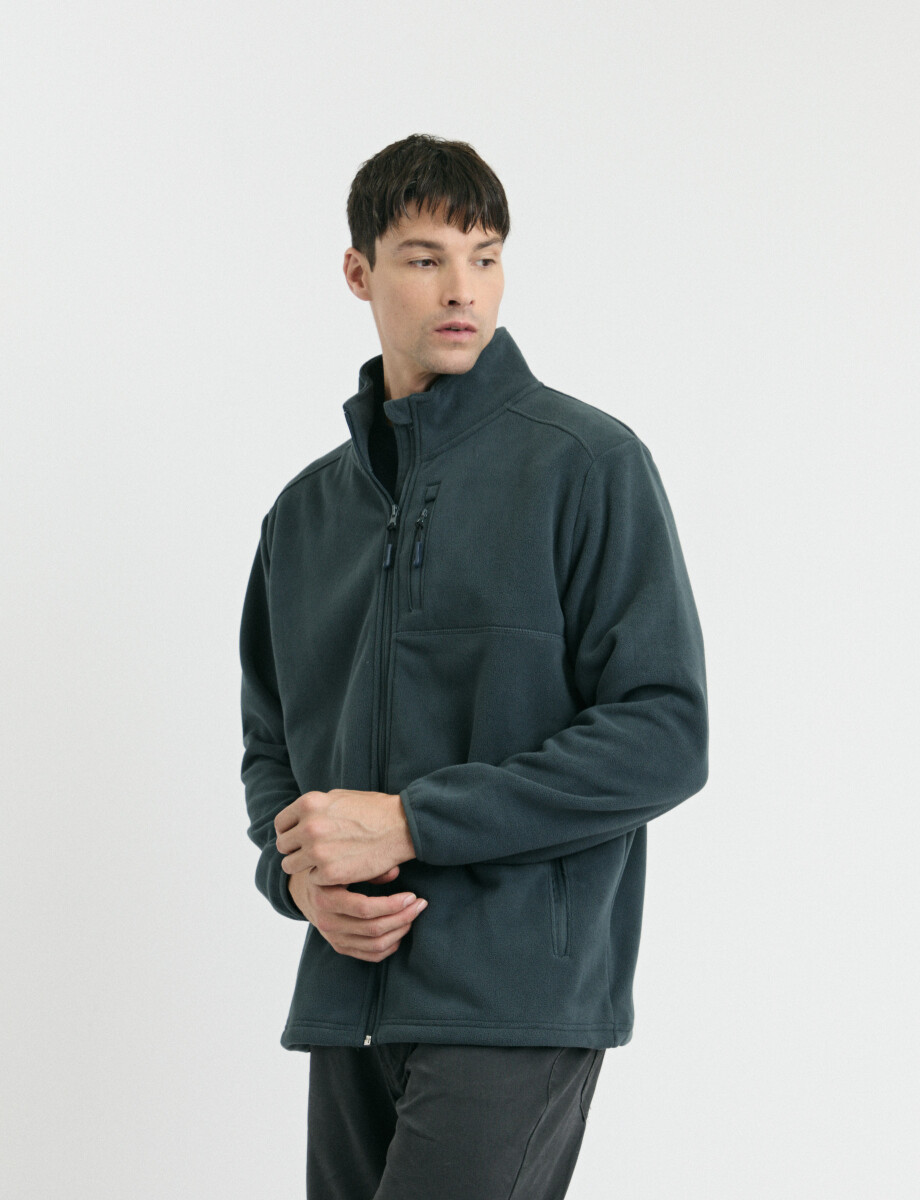 470564 CARDIGAN NAVIGATOR Petroleo