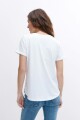 Remera estampada texto blanco