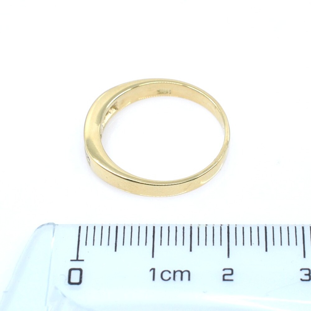 Anillo en oro 18k amarillo, brillantes y zafiros Anillo en oro 18k amarillo, brillantes y zafiros