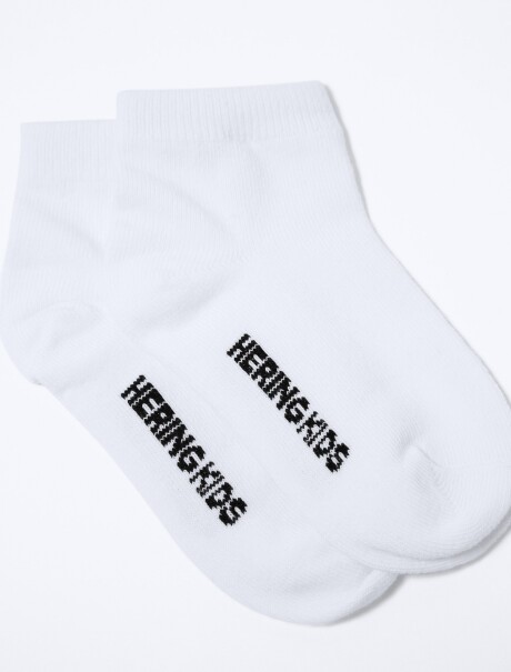 KIT DE 3 PARES DE MEDIAS UNISSEX BLANCO