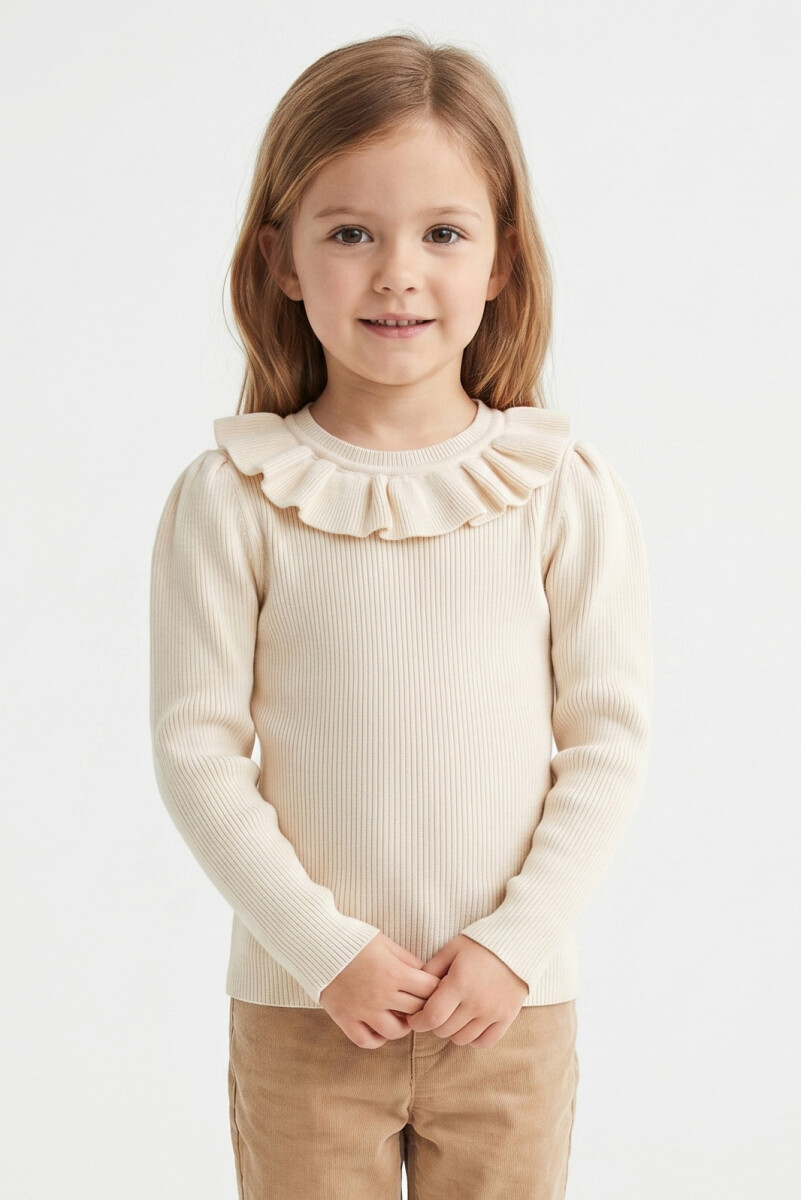Sweater con volado - Crudo 