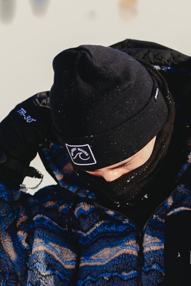 GORRO INVIERNO / Negro U