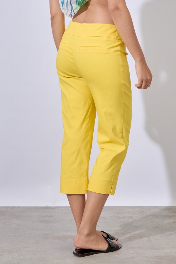 Capri Pull On Colors AMARILLO