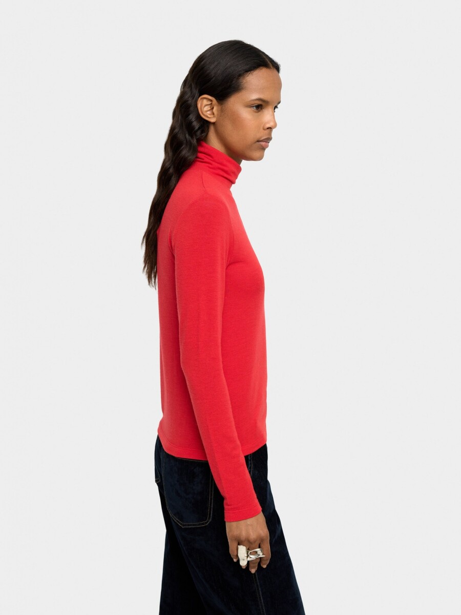 Top Manga Larga Cuello Alto rojo