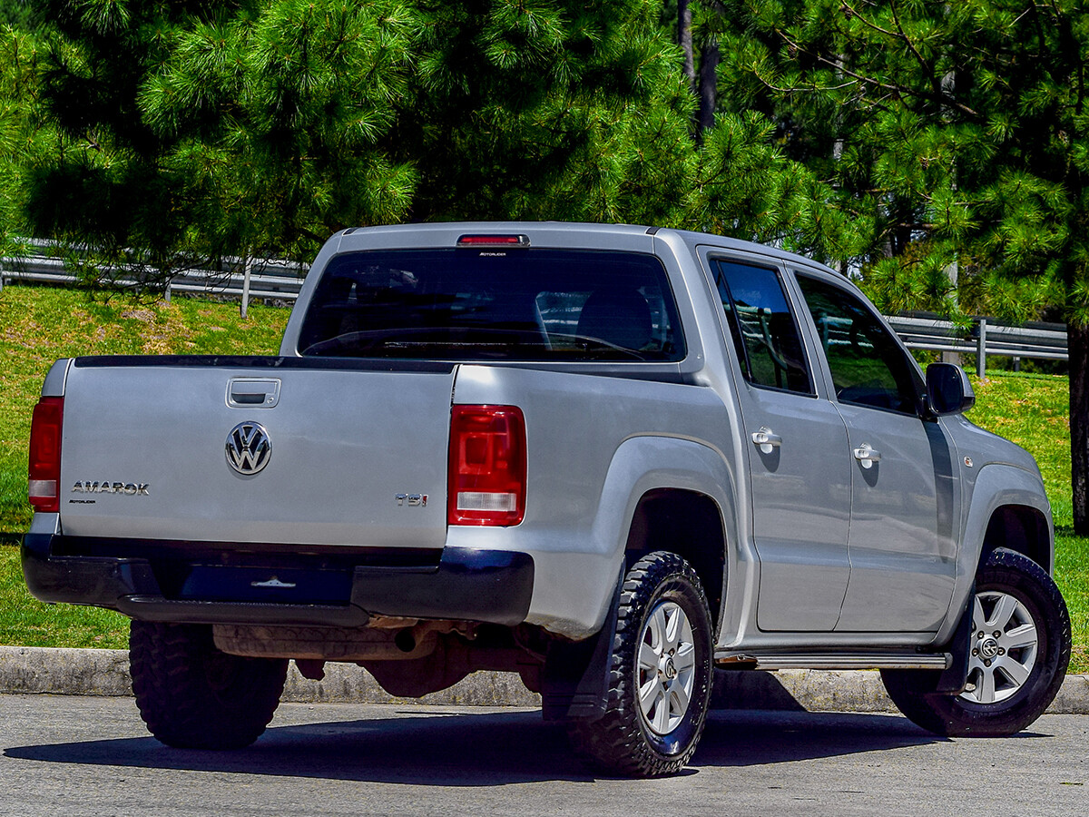 Volkswagen Amarok Trendline 2.0 TSI 4x2 | Permuta / Financia Volkswagen Amarok Trendline 2.0 TSI 4x2 | Permuta / Financia