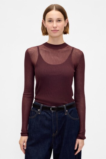 SHEER FITTED CREW Bordeaux