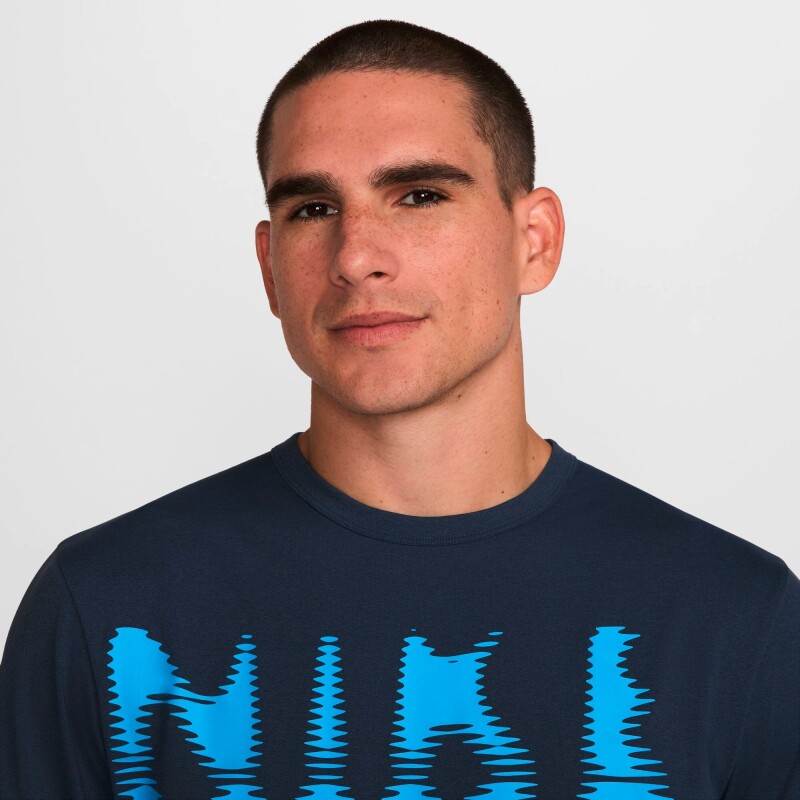 Camiseta Nike Dri-Fit Uv Hyverse Swoosh de Hombre Azul