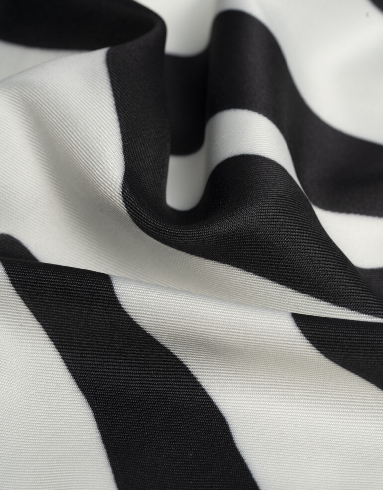 Pañuelos Raso Animal Print Pañuelo De Material Reciclado - Combinacion Tricolor