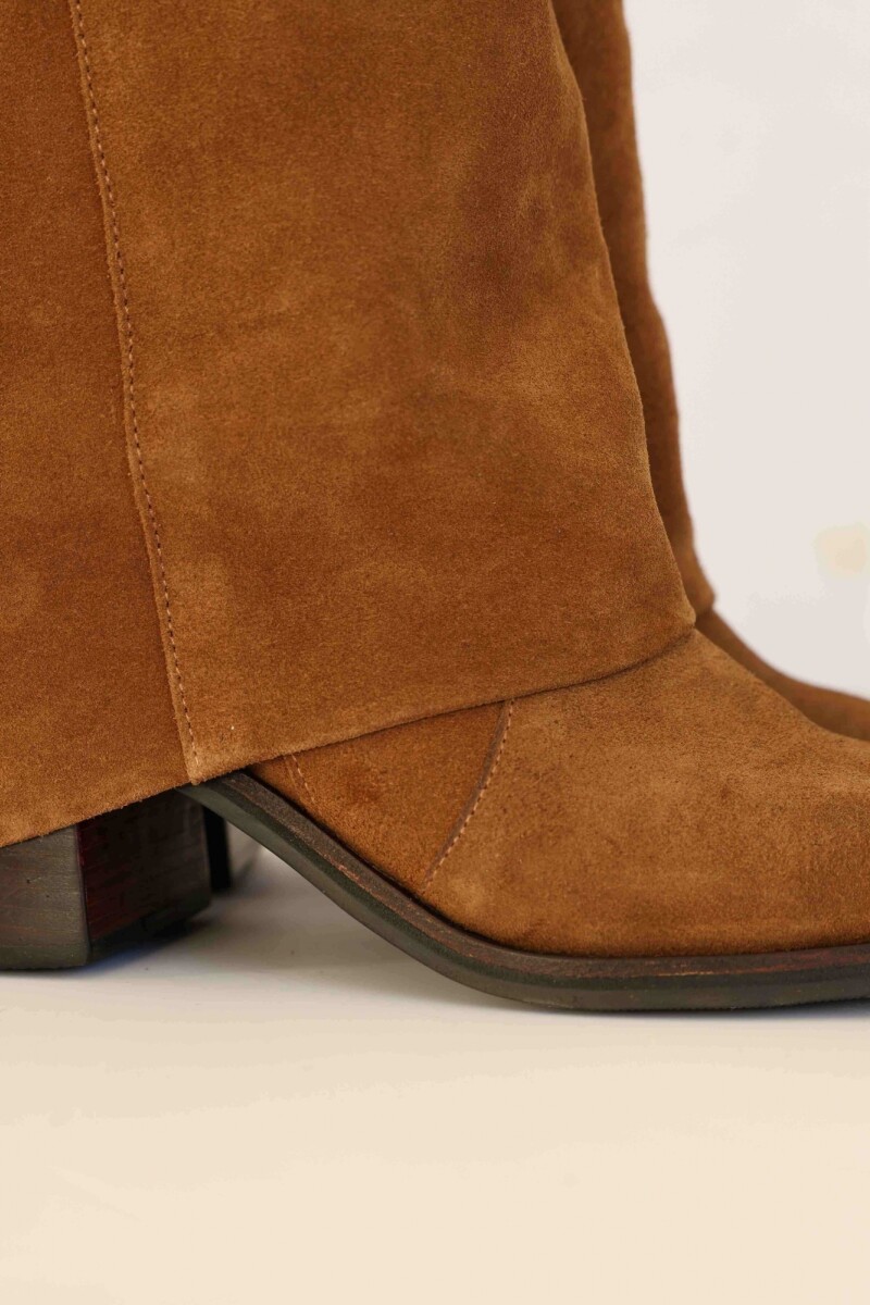 Bota New Volcada Camel