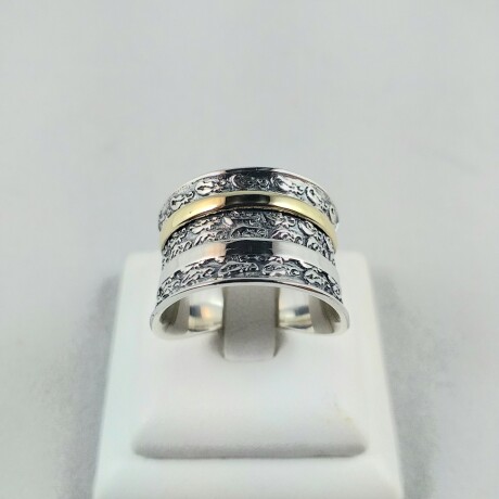 Anillo de plata 925 y double en oro 18 ktes. Anillo de plata 925 y double en oro 18 ktes.