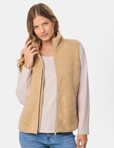 CHALECO TEJIDO CORDERITO Beige