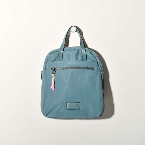 MOCHILA MAGNUM CELESTE MOCHILA MAGNUM CELESTE