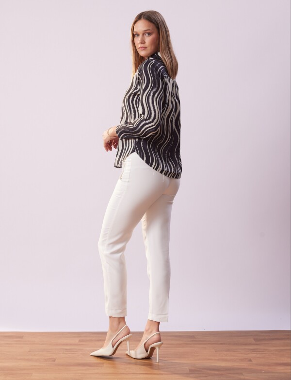 Blusa Cuello Camisa Printed NEGRO/CRUDO