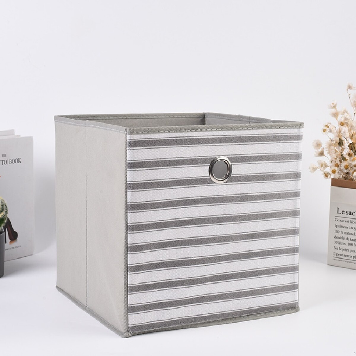 Caja de almacenamiento de tela a rayas alta 