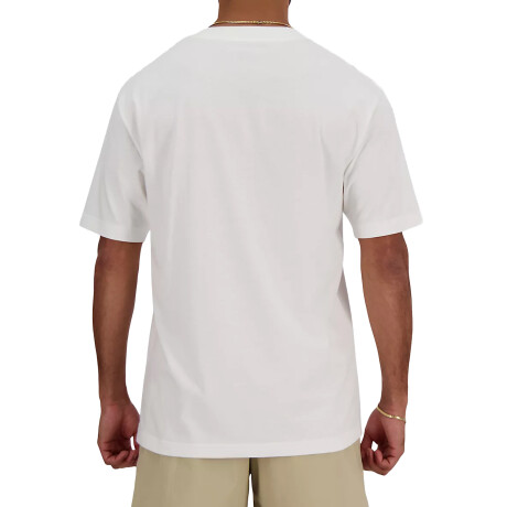 Remera New Balance Sport Essentials Cream