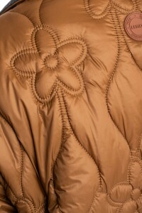 Campera Capitoneada Flores Chocolate