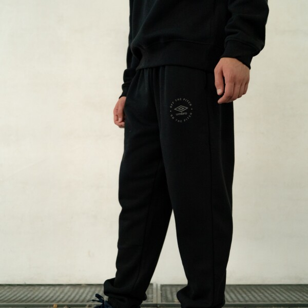 PANTALÓN RELAXED Umbro Hombre 002