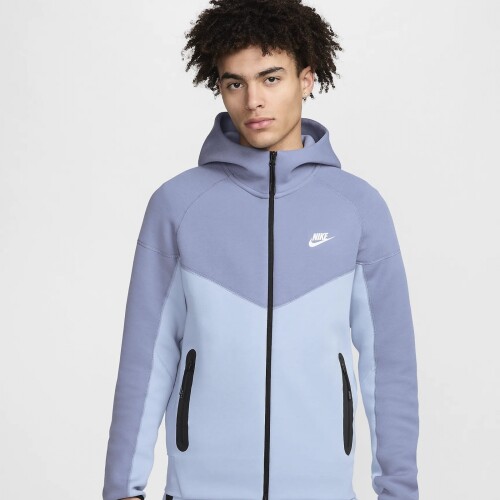 BUZO NIKE TECH FLEECE CAMPERA NIKE TECH FLEECE WINDRUNNER