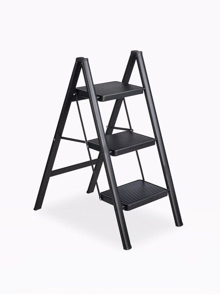 ESCALERA DE HIERRO NEGRO