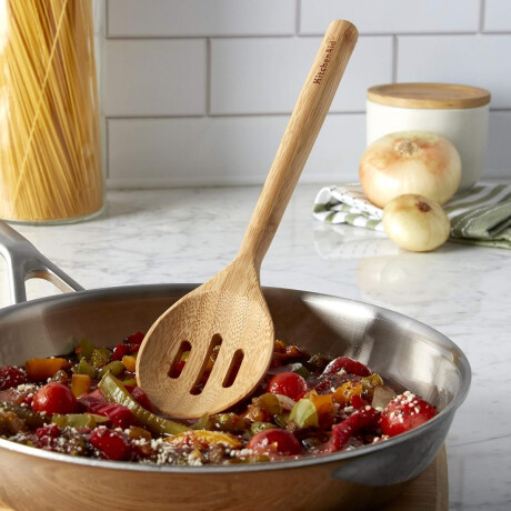 Cuchara de madera ranurada KitchenAid Cuchara de madera ranurada KitchenAid