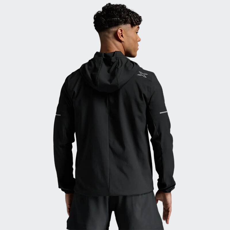 Campera 2XU Aero Negro