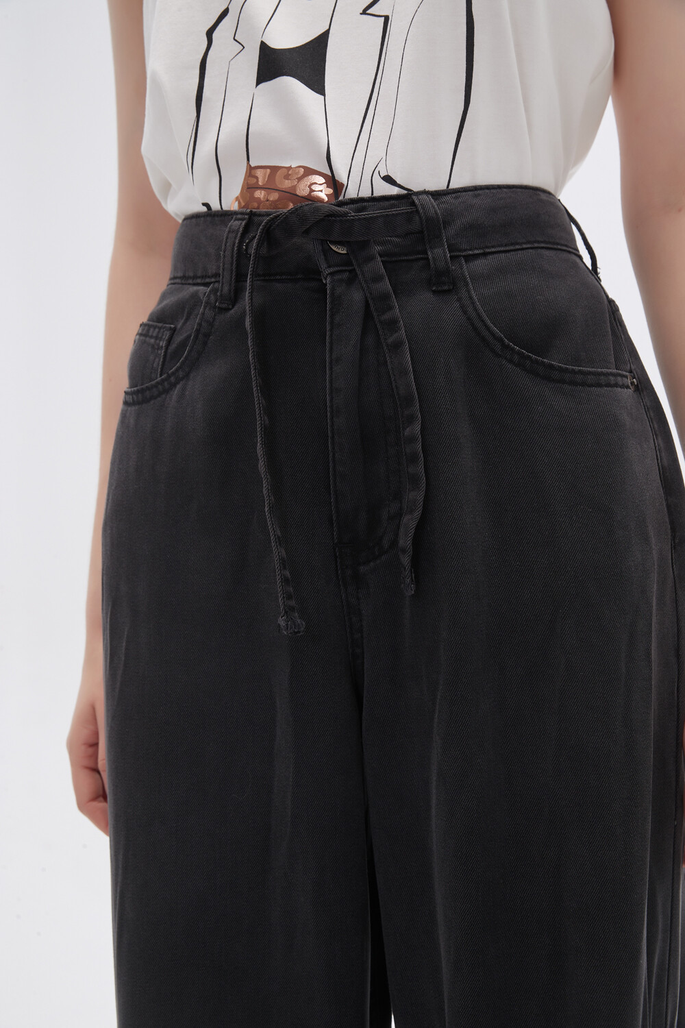 Pantalon Kotas Gris Oscuro