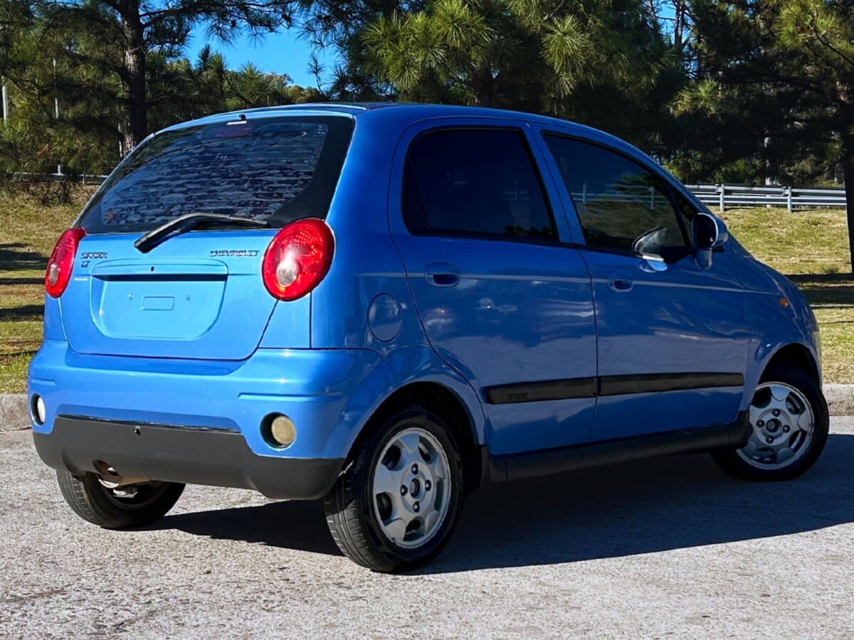 Chevrolet Spark LT 1.0 Extra Full 2014 Chevrolet Spark LT 1.0 Extra Full 2014